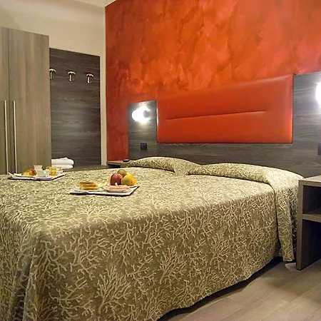 Siena Hotel 2*